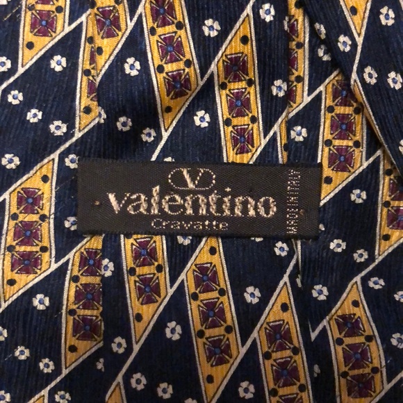 2 100% silk Valentino designer ties professional business work formal meeting - Picture 4 of 14